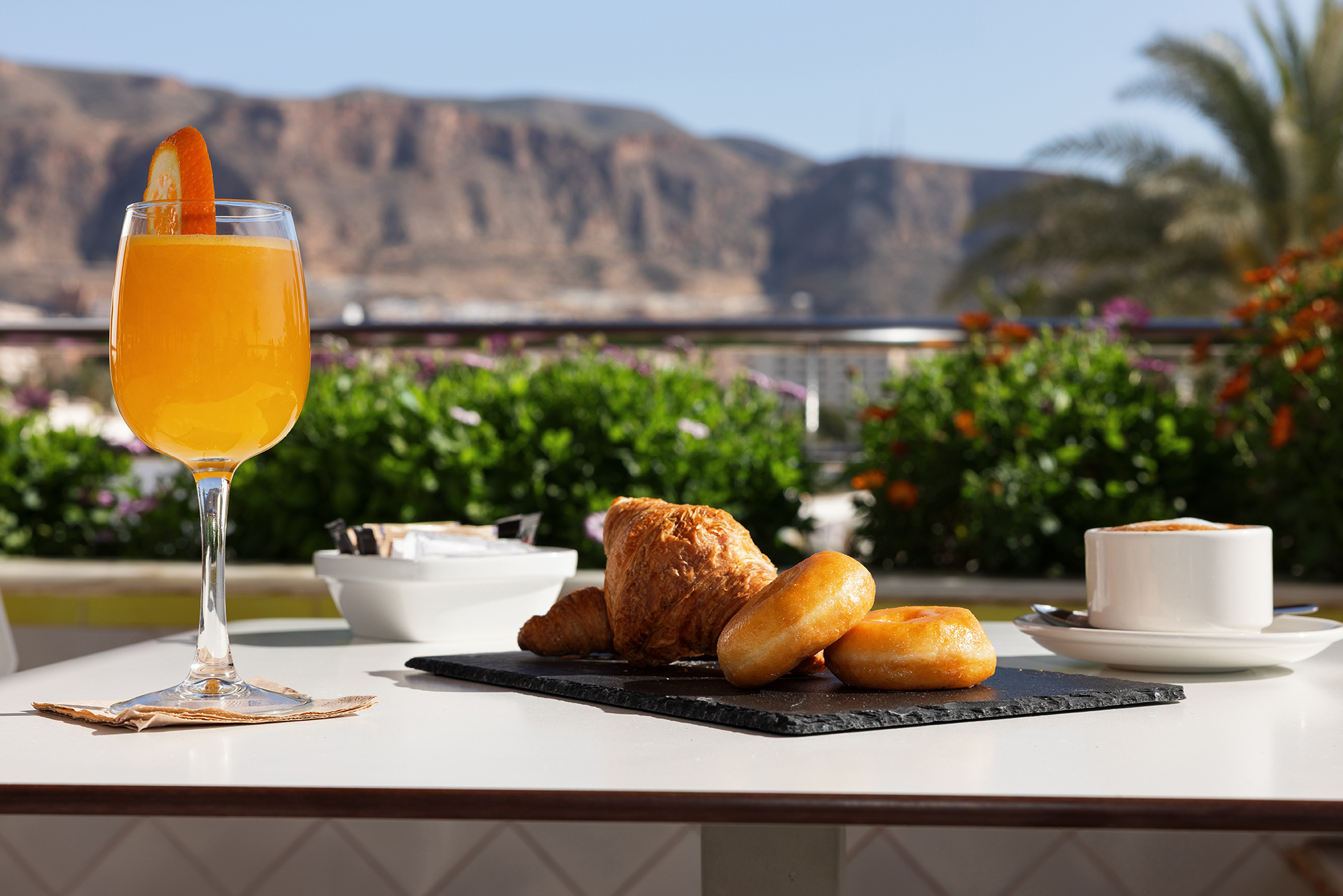 010_alta_playadulce Bar Salón.jpg